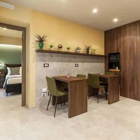 La Piazzetta Sea 4* Балестрате
